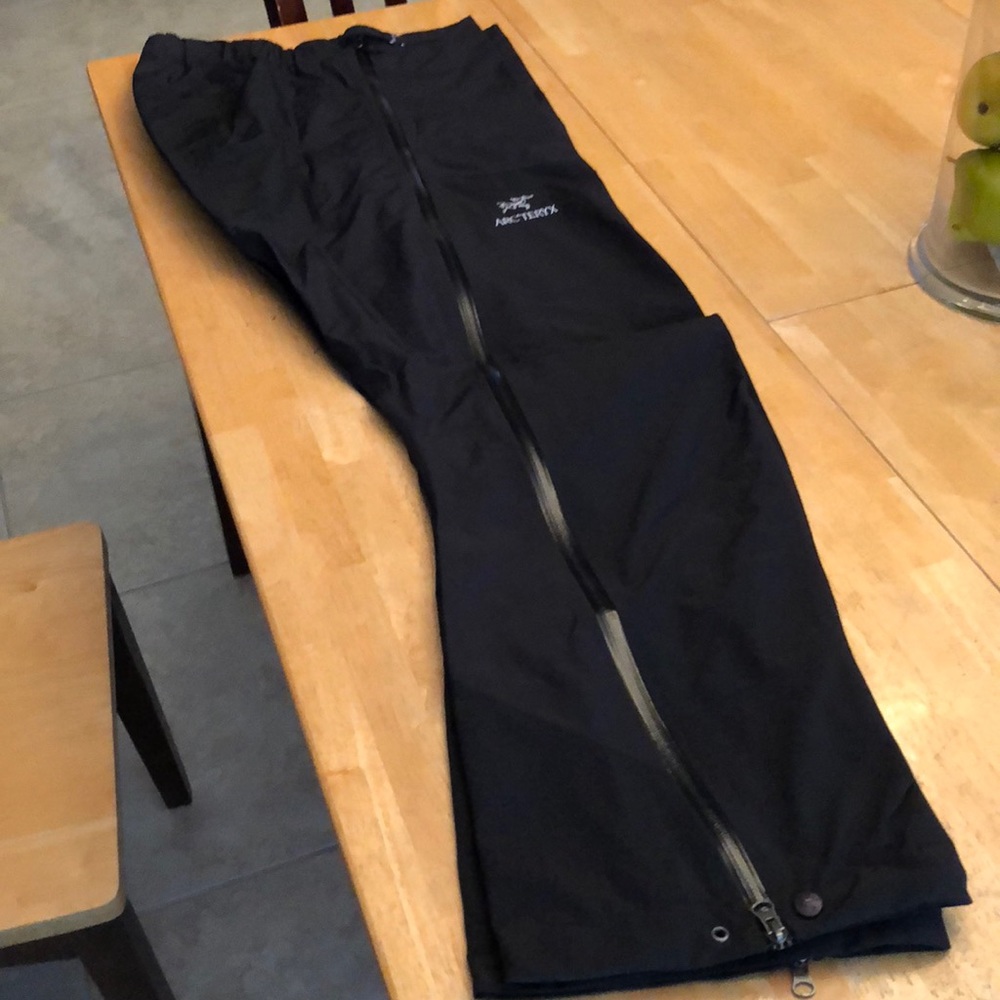 NWOT Arc-teryx Gore-Tex Rain pants